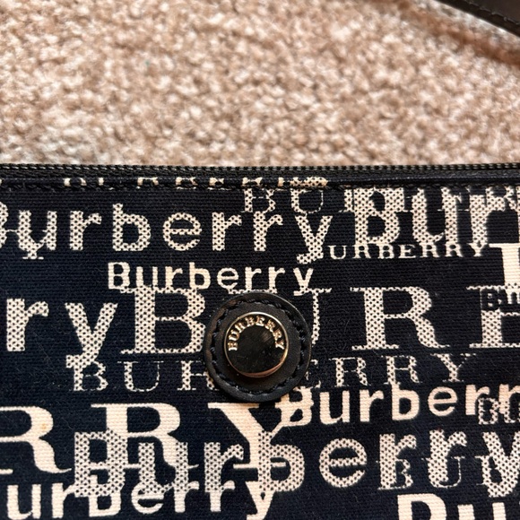 Burberry Shoulder Bag - Picture 4 of 6